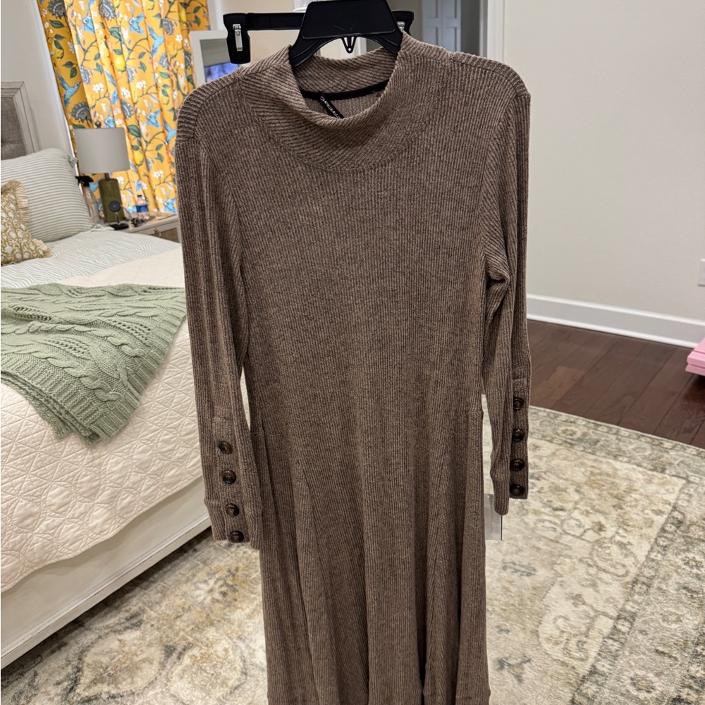 Women's Tan Sweater